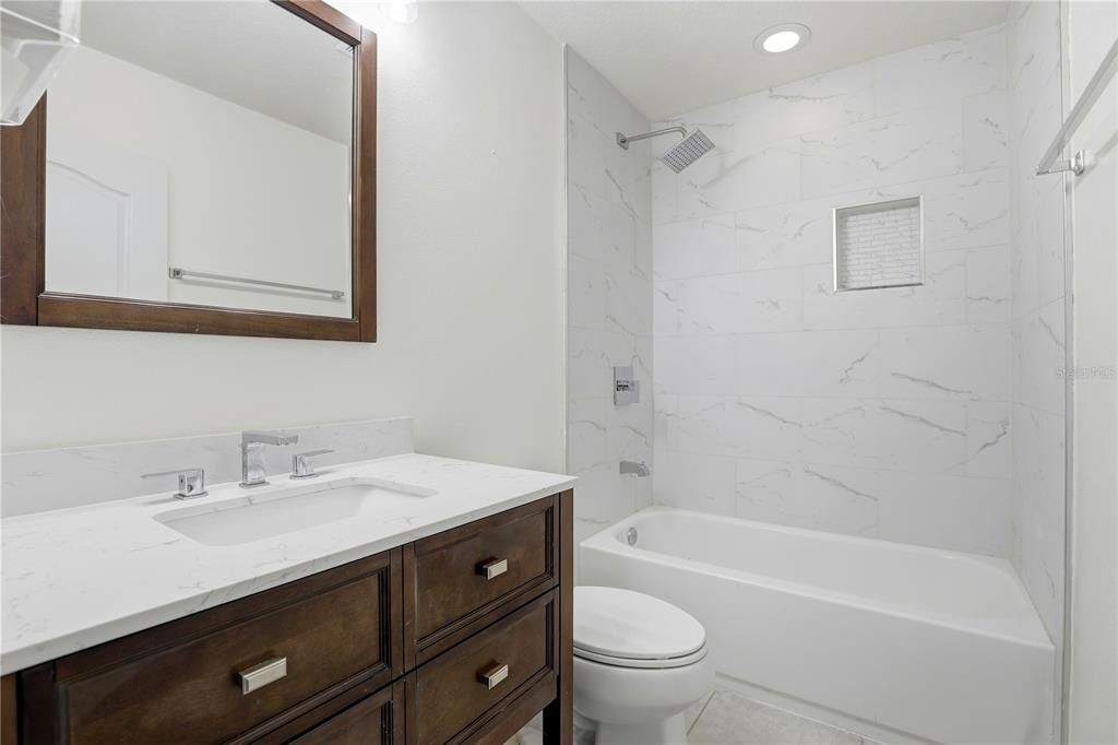 На продажу: $750,000 (4 спален, 3 ванн, 4084 Квадратных фут)