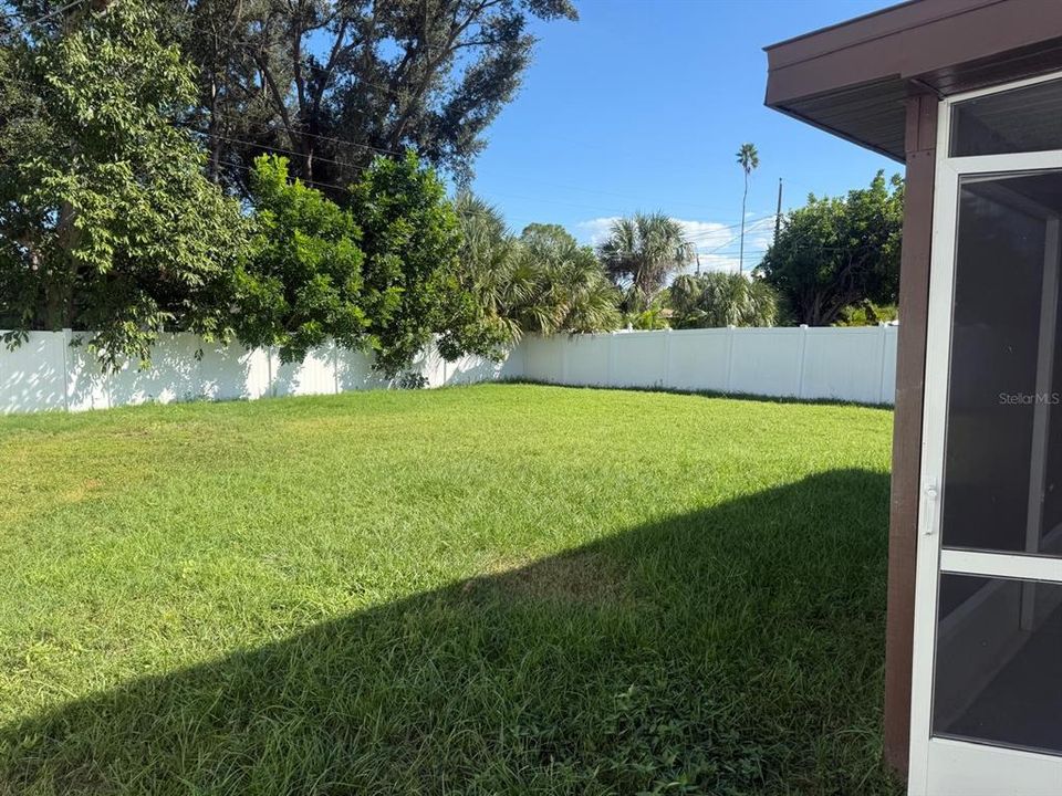 待售: $379,990 (3 贝兹, 1 浴室, 1247 平方英尺)