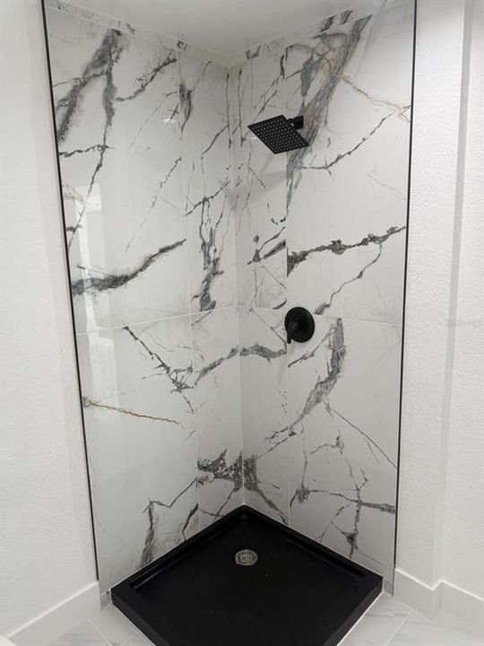 待售: $379,990 (3 贝兹, 1 浴室, 1247 平方英尺)