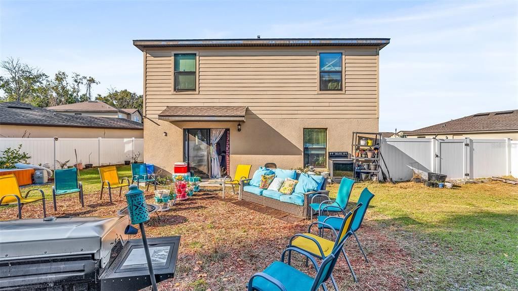 For Sale: $280,000 (4 beds, 2 baths, 1826 Square Feet)