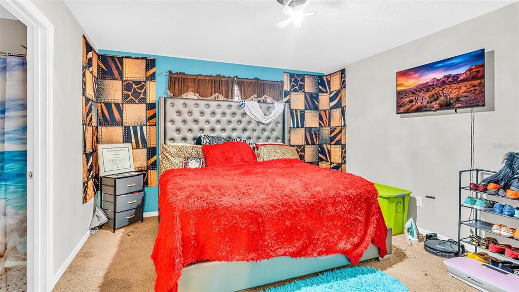 For Sale: $280,000 (4 beds, 2 baths, 1826 Square Feet)