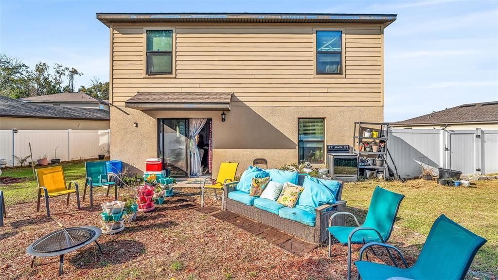 For Sale: $280,000 (4 beds, 2 baths, 1826 Square Feet)