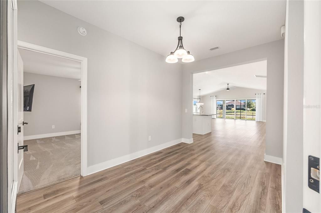 For Sale: $712,000 (3 beds, 2 baths, 1986 Square Feet)