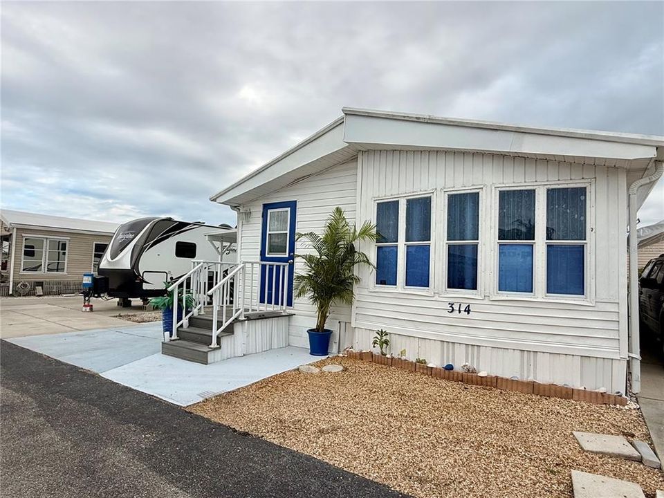 На продажу: $89,000 (1 спален, 1 ванн, 724 Квадратных фут)