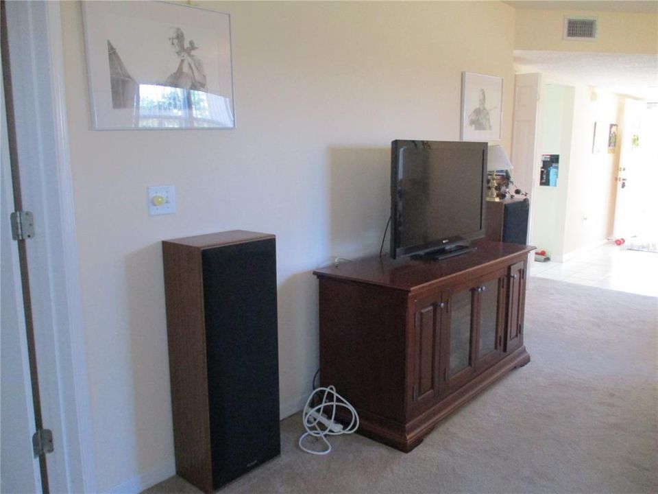 En Venta: $275,000 (3 camas, 2 baños, 1298 Pies cuadrados)