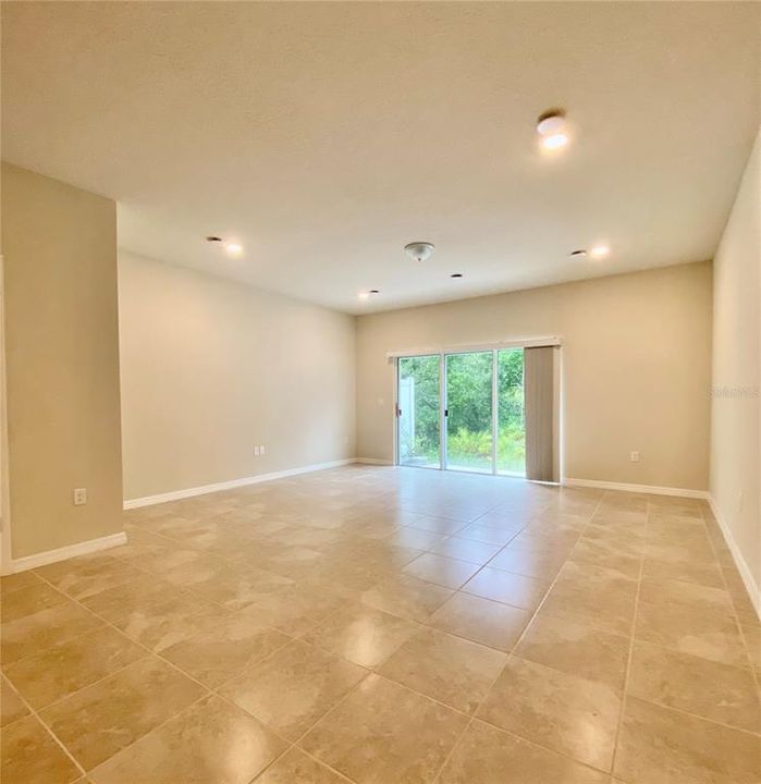 待售: $372,900 (3 贝兹, 2 浴室, 1683 平方英尺)