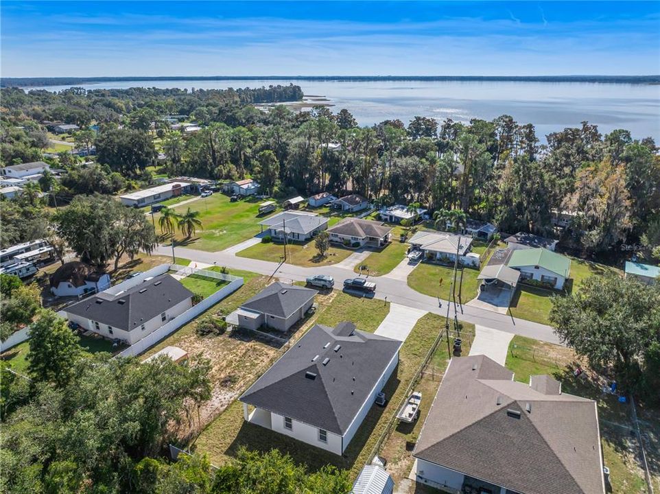 En Venta: $299,900 (3 camas, 2 baños, 1604 Pies cuadrados)