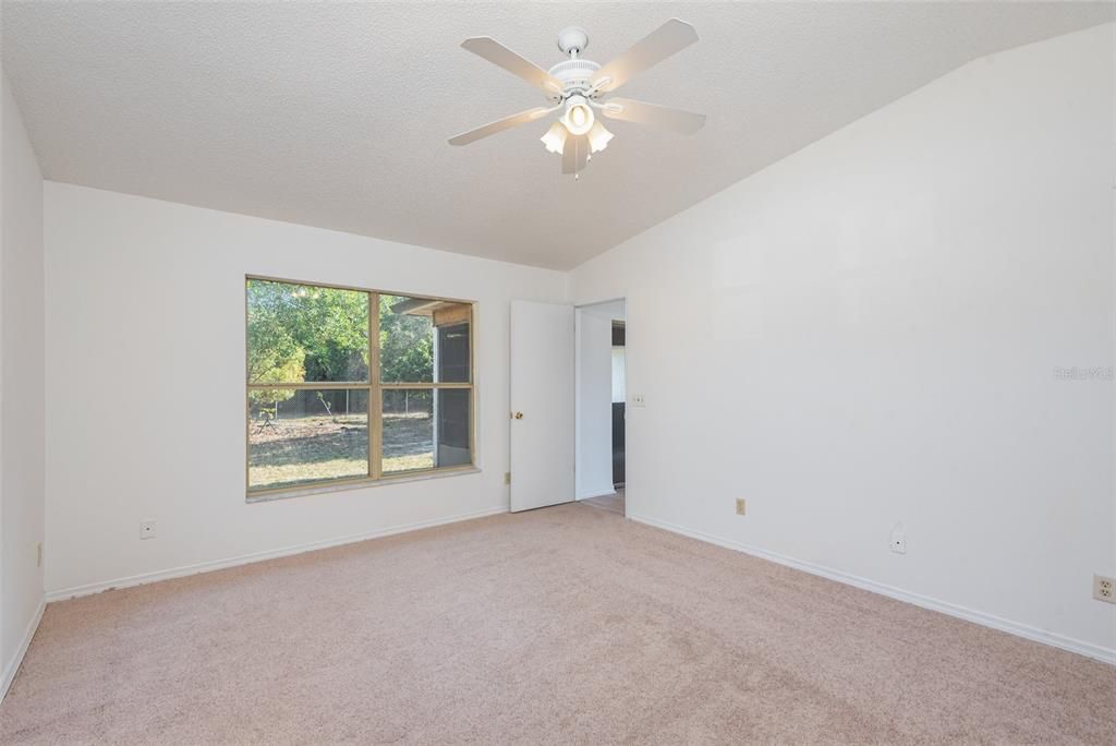 En Venta: $290,000 (3 camas, 2 baños, 1755 Pies cuadrados)