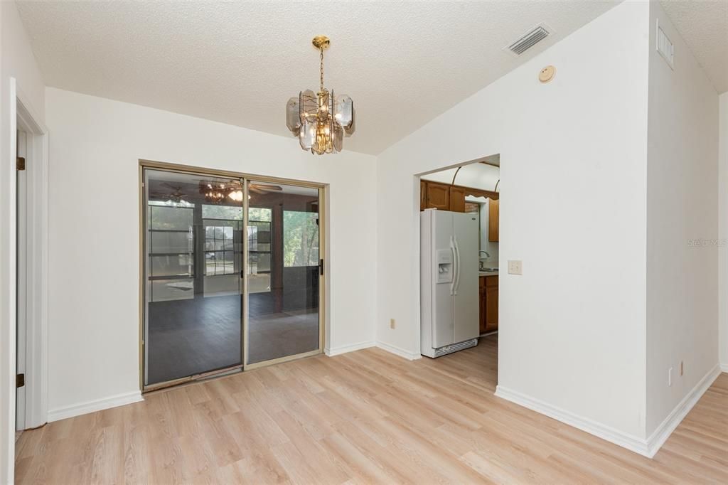 En Venta: $290,000 (3 camas, 2 baños, 1755 Pies cuadrados)