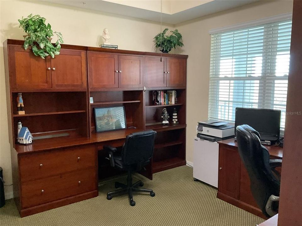 En Renta: $2,800 (3 camas, 2 baños, 1956 Pies cuadrados)