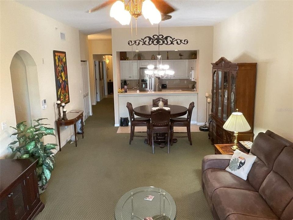 En Renta: $2,800 (3 camas, 2 baños, 1956 Pies cuadrados)