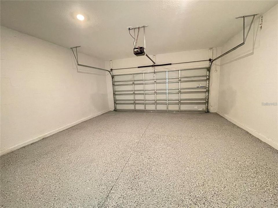 En Renta: $2,500 (4 camas, 3 baños, 1954 Pies cuadrados)