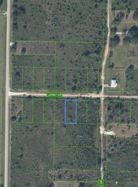 На продажу: $7,900 (0.28 acres)