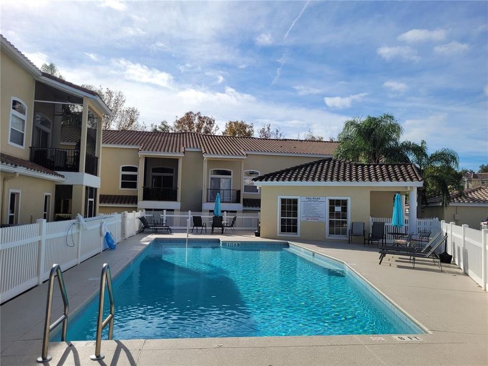 For Rent: $2,000 (3 beds, 2 baths, 1230 Square Feet)