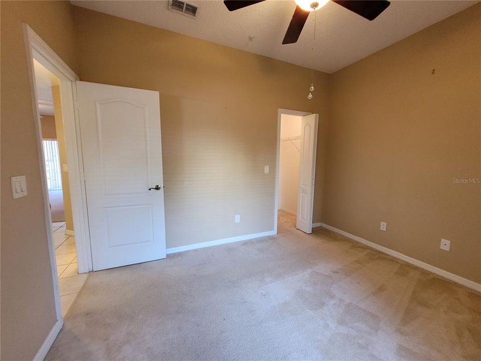 For Rent: $2,000 (3 beds, 2 baths, 1230 Square Feet)