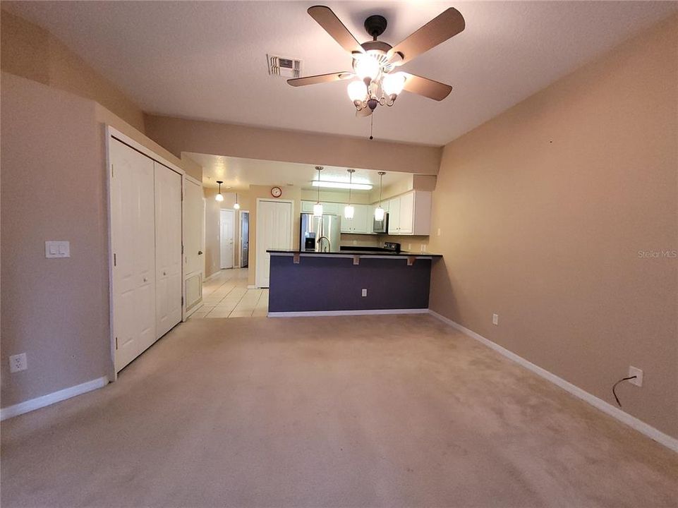 For Rent: $2,000 (3 beds, 2 baths, 1230 Square Feet)