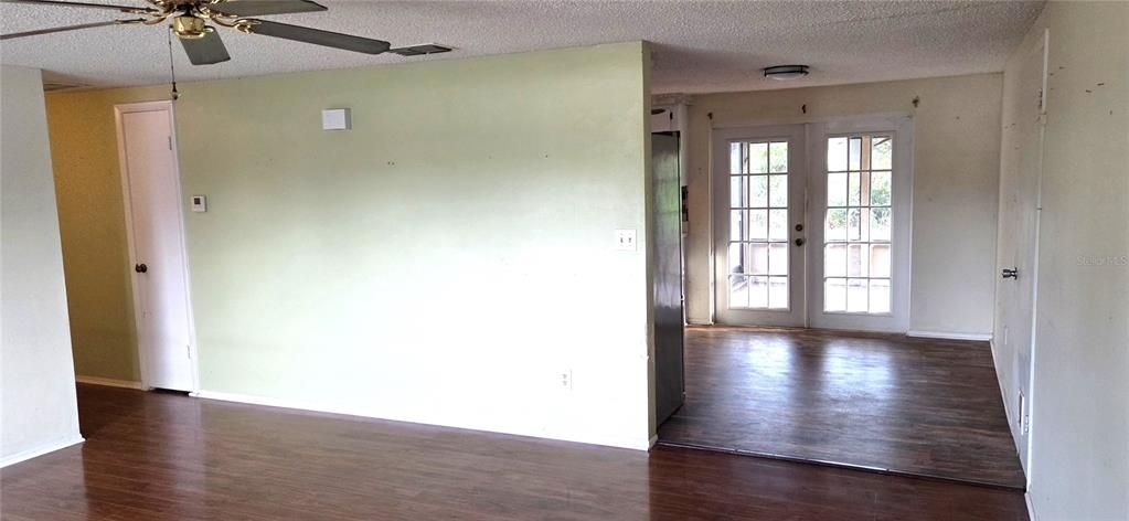 En Venta: $195,000 (2 camas, 2 baños, 1092 Pies cuadrados)