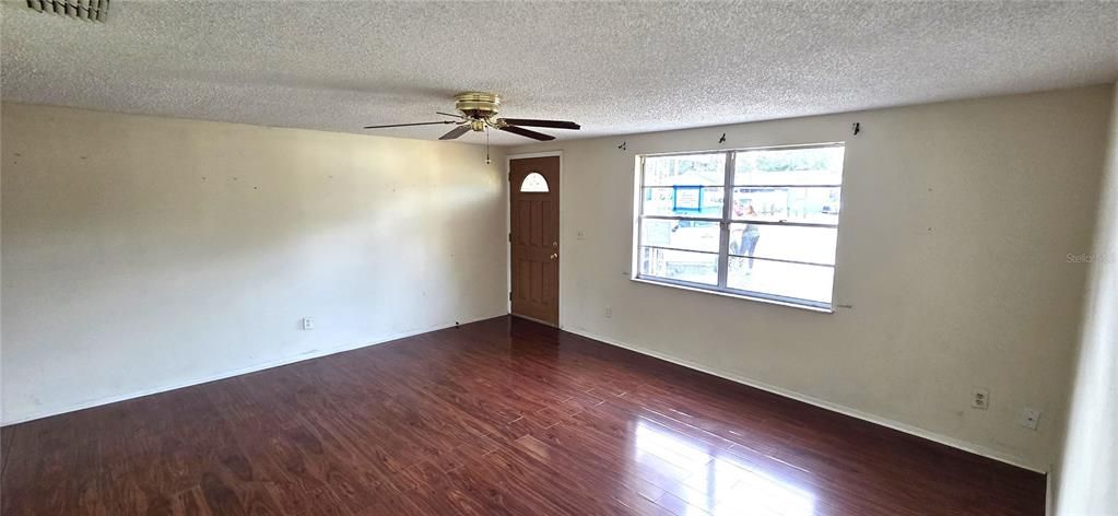 En Venta: $195,000 (2 camas, 2 baños, 1092 Pies cuadrados)