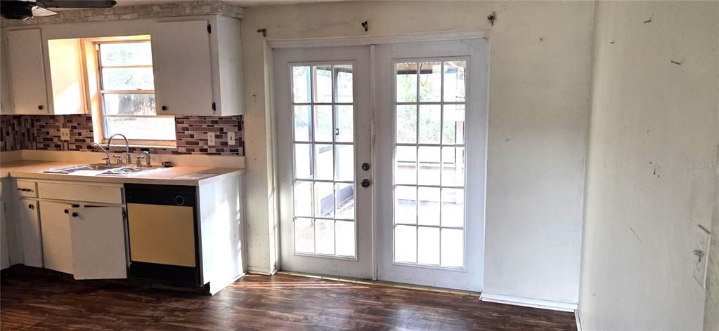 En Venta: $195,000 (2 camas, 2 baños, 1092 Pies cuadrados)