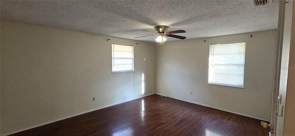 En Venta: $195,000 (2 camas, 2 baños, 1092 Pies cuadrados)