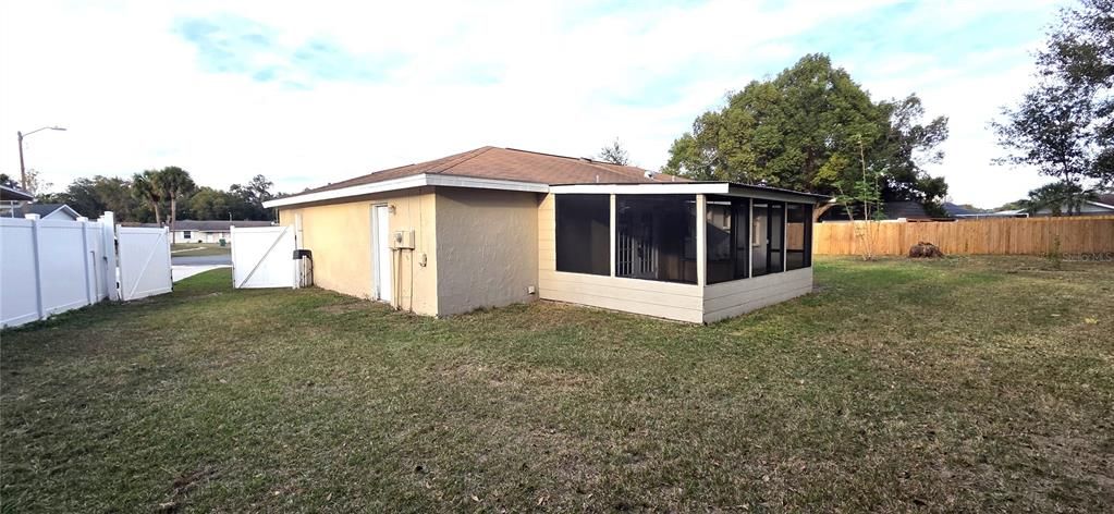 En Venta: $195,000 (2 camas, 2 baños, 1092 Pies cuadrados)