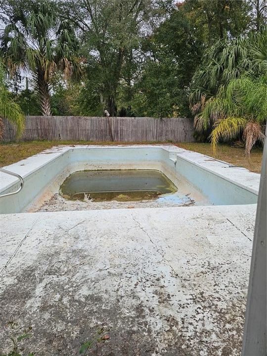 For Sale: $95,000 (3 beds, 2 baths, 1248 Square Feet)