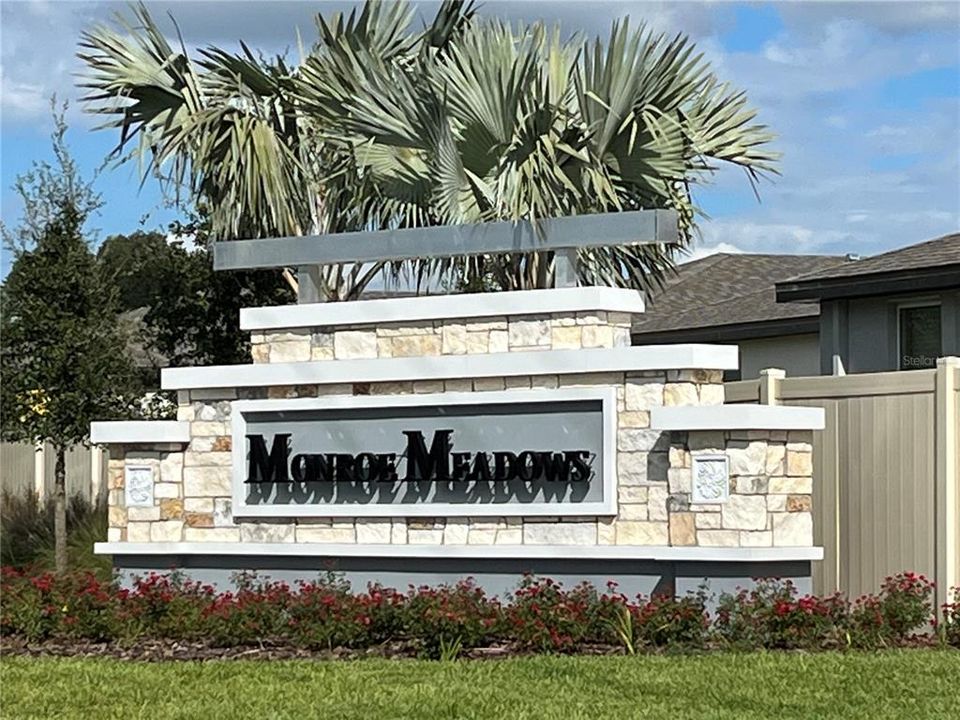 For Rent: $2,295 (4 beds, 2 baths, 1687 Square Feet)