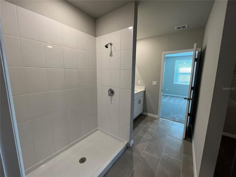 For Rent: $2,295 (4 beds, 2 baths, 1687 Square Feet)