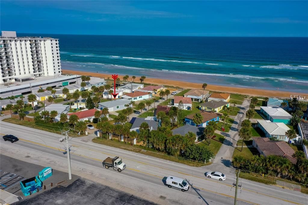 На продажу: $850,000 (2 спален, 2 ванн, 1143 Квадратных фут)