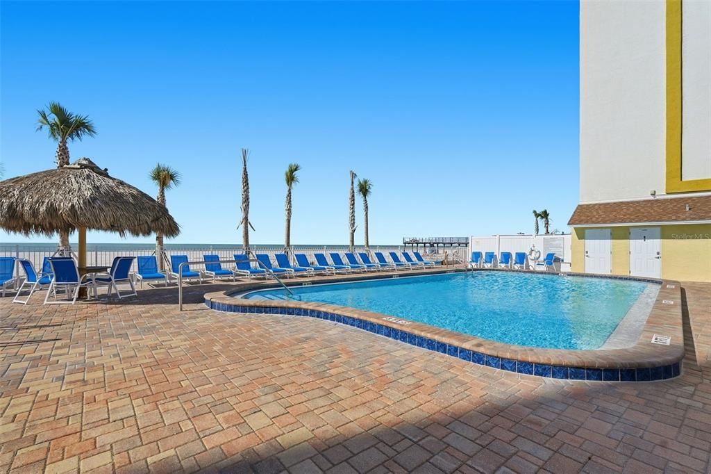 En Venta: $1,250,000 (3 camas, 3 baños, 1500 Pies cuadrados)