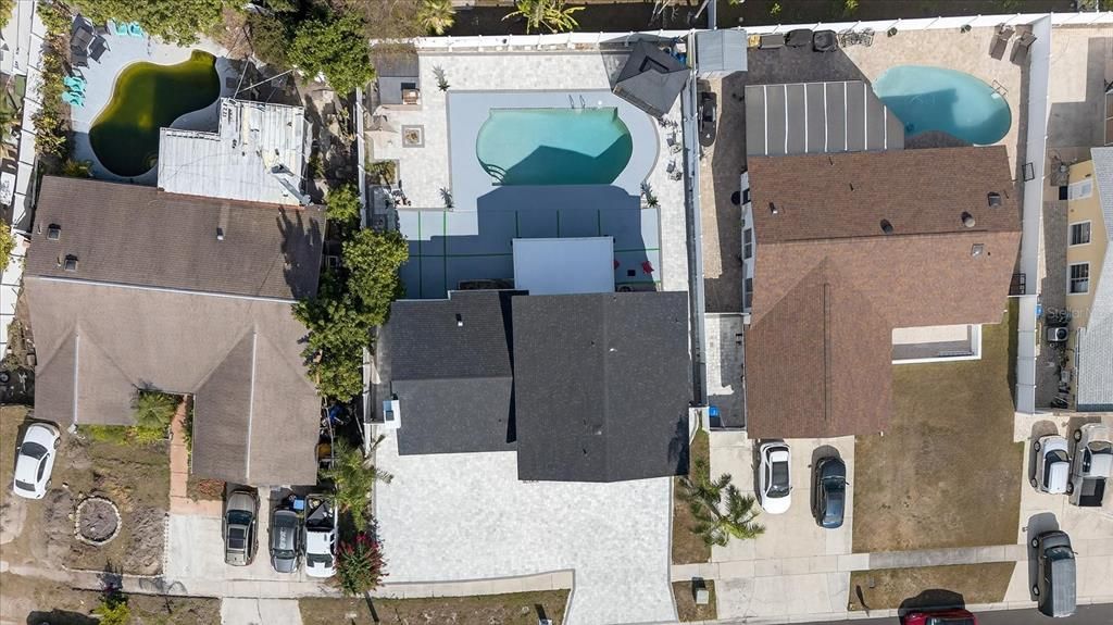 En Venta: $800,000 (5 camas, 3 baños, 2414 Pies cuadrados)