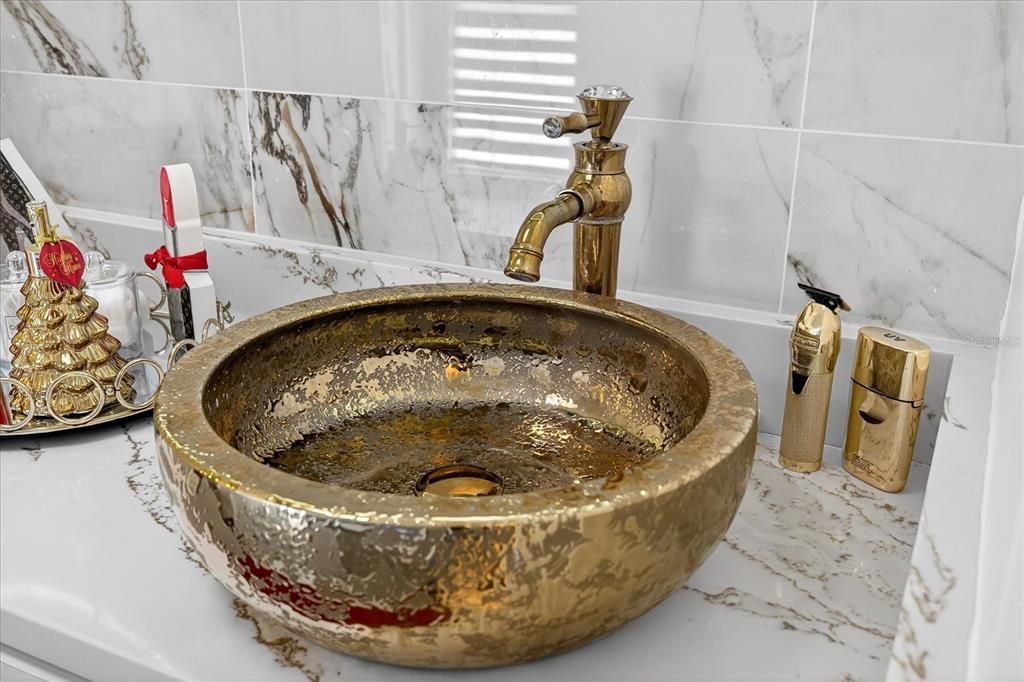 En Venta: $800,000 (5 camas, 3 baños, 2414 Pies cuadrados)