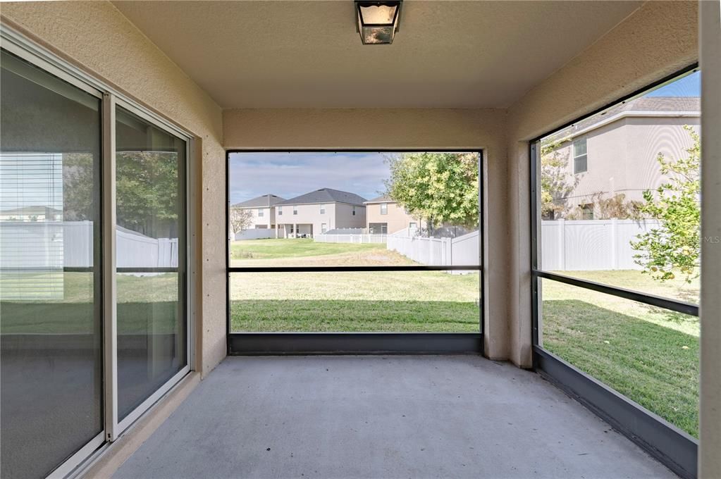 En Venta: $375,000 (3 camas, 2 baños, 2062 Pies cuadrados)