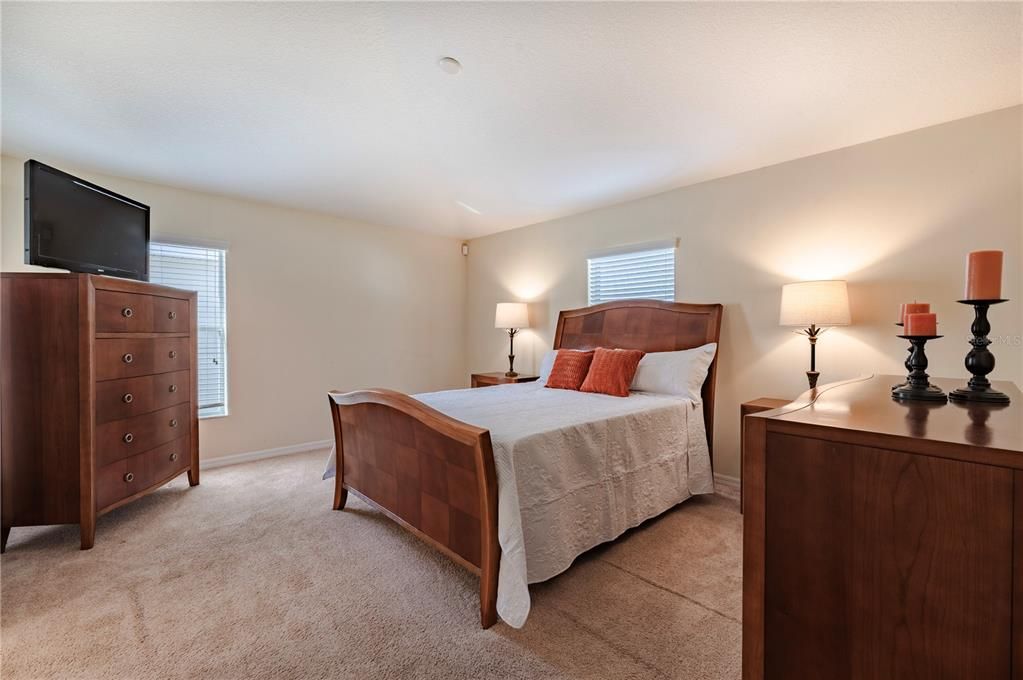 En Venta: $375,000 (3 camas, 2 baños, 2062 Pies cuadrados)