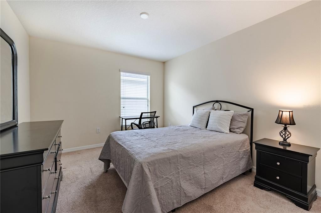 En Venta: $375,000 (3 camas, 2 baños, 2062 Pies cuadrados)