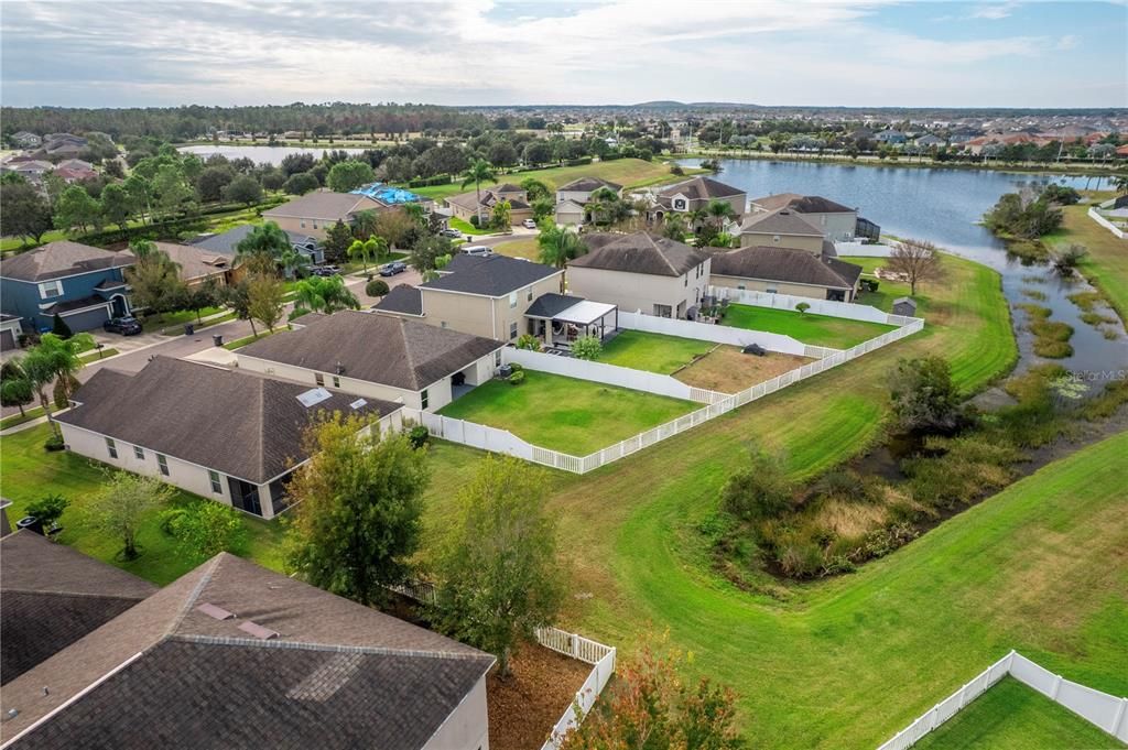 En Venta: $375,000 (3 camas, 2 baños, 2062 Pies cuadrados)