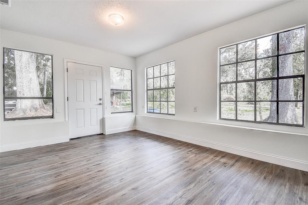 待售: $499,000 (3 贝兹, 2 浴室, 2001 平方英尺)