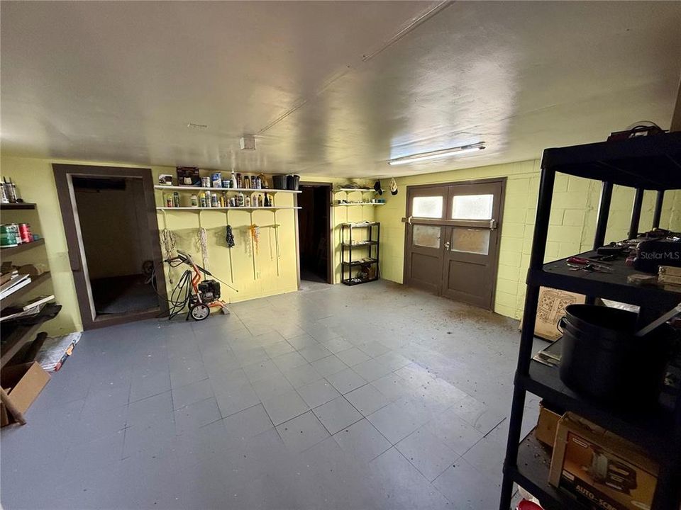 На продажу: $599,900 (4 спален, 2 ванн, 2120 Квадратных фут)