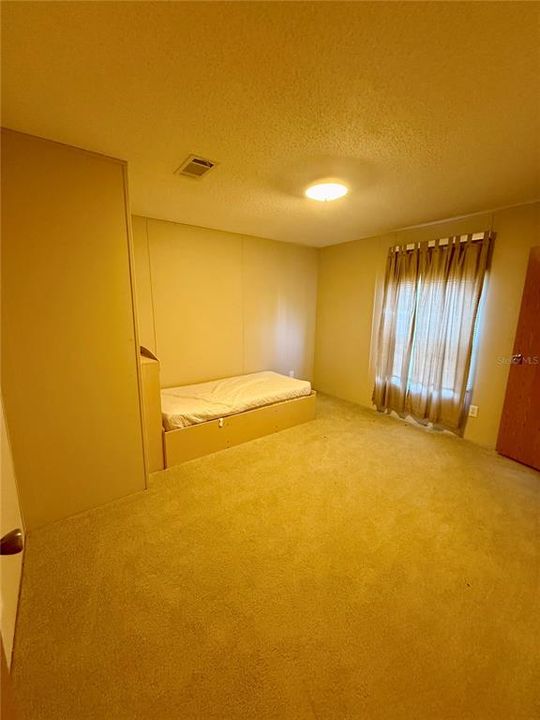 На продажу: $599,900 (4 спален, 2 ванн, 2120 Квадратных фут)