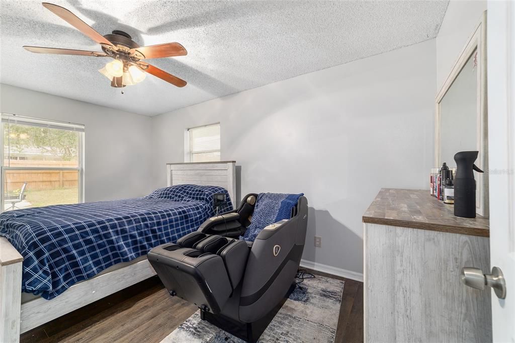 For Sale: $239,900 (4 beds, 2 baths, 1388 Square Feet)