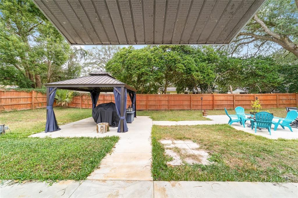 For Sale: $239,900 (4 beds, 2 baths, 1388 Square Feet)