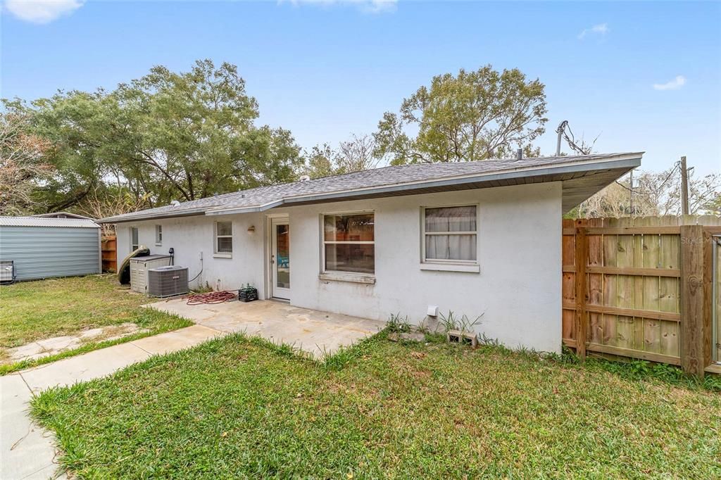 For Sale: $239,900 (4 beds, 2 baths, 1388 Square Feet)