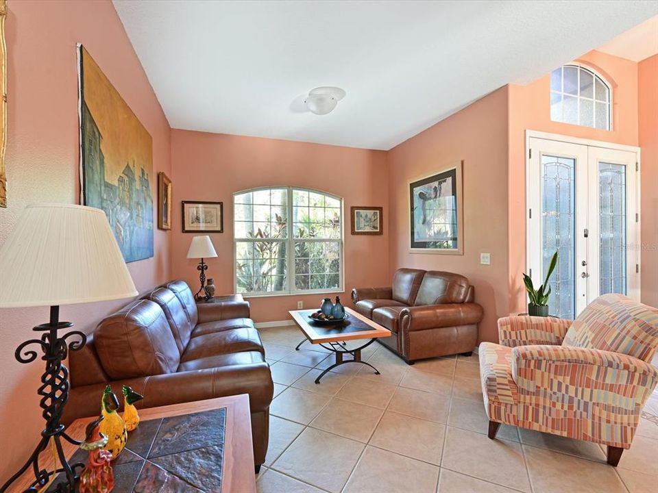 For Sale: $570,000 (4 beds, 2 baths, 2847 Square Feet)