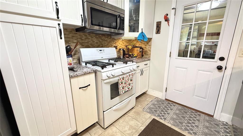 В аренду: $3,200 (3 спален, 2 ванн, 1312 Квадратных фут)