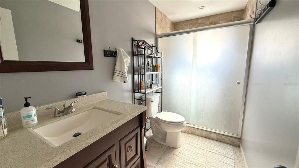 В аренду: $3,200 (3 спален, 2 ванн, 1312 Квадратных фут)