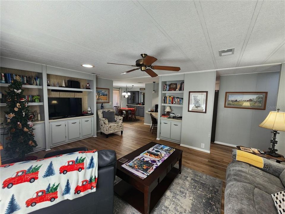 En Venta: $130,000 (2 camas, 2 baños, 1316 Pies cuadrados)