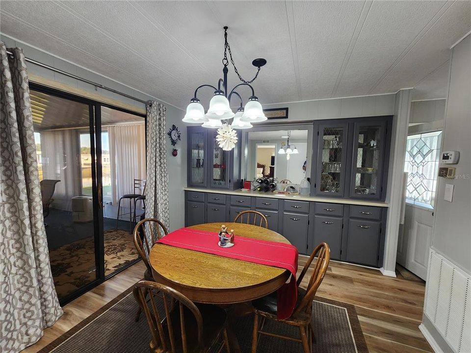 En Venta: $130,000 (2 camas, 2 baños, 1316 Pies cuadrados)