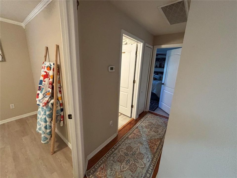 En Venta: $524,900 (4 camas, 2 baños, 2708 Pies cuadrados)