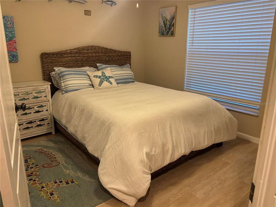 En Venta: $524,900 (4 camas, 2 baños, 2708 Pies cuadrados)