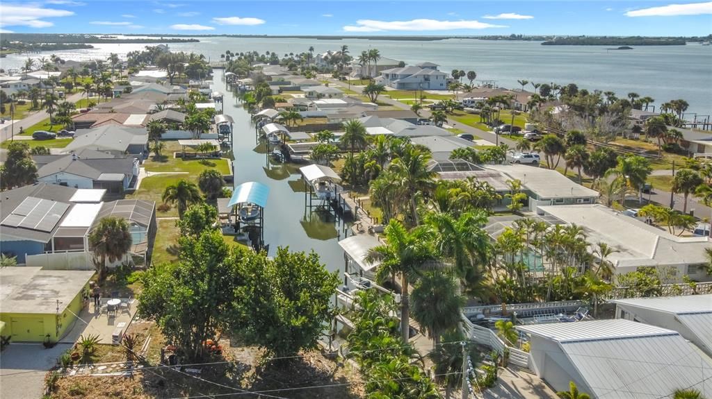 En Venta: $395,000 (2 camas, 1 baños, 1363 Pies cuadrados)